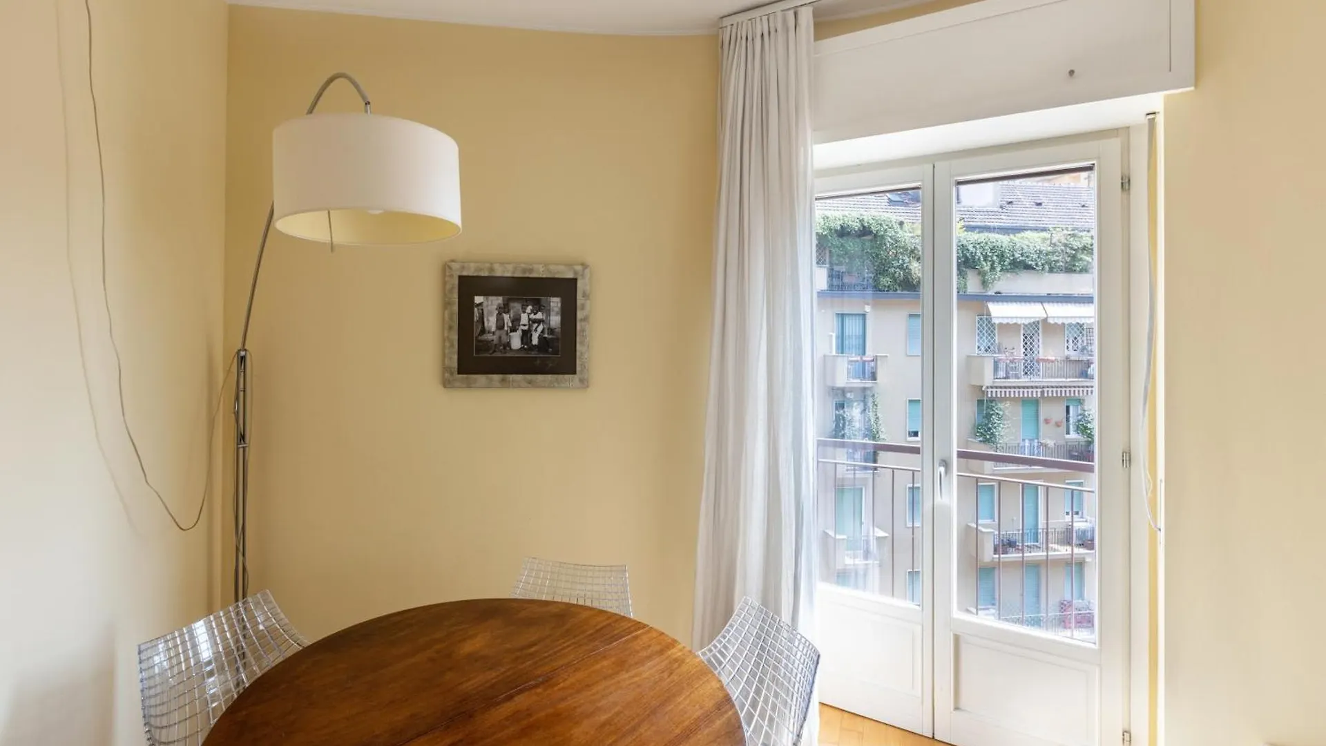 Spacious Two Bedrooms Solari Area - Mirable Pm Mailand Apartment